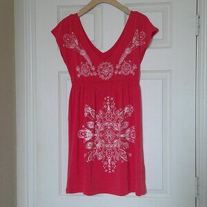 Venus Coral and White Dress - Size Small - EUC